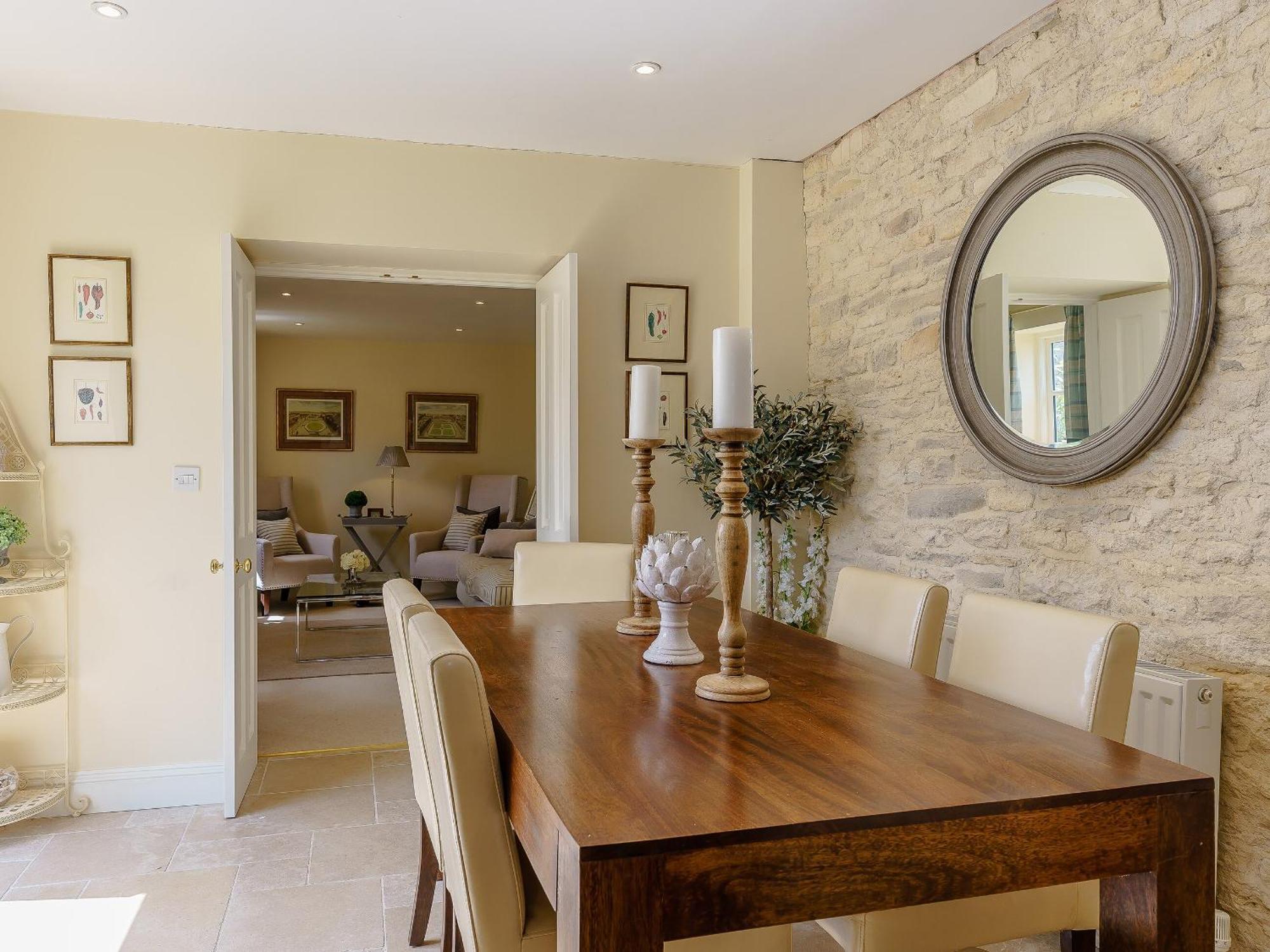 The Clock House Villa Bisley  Exterior photo